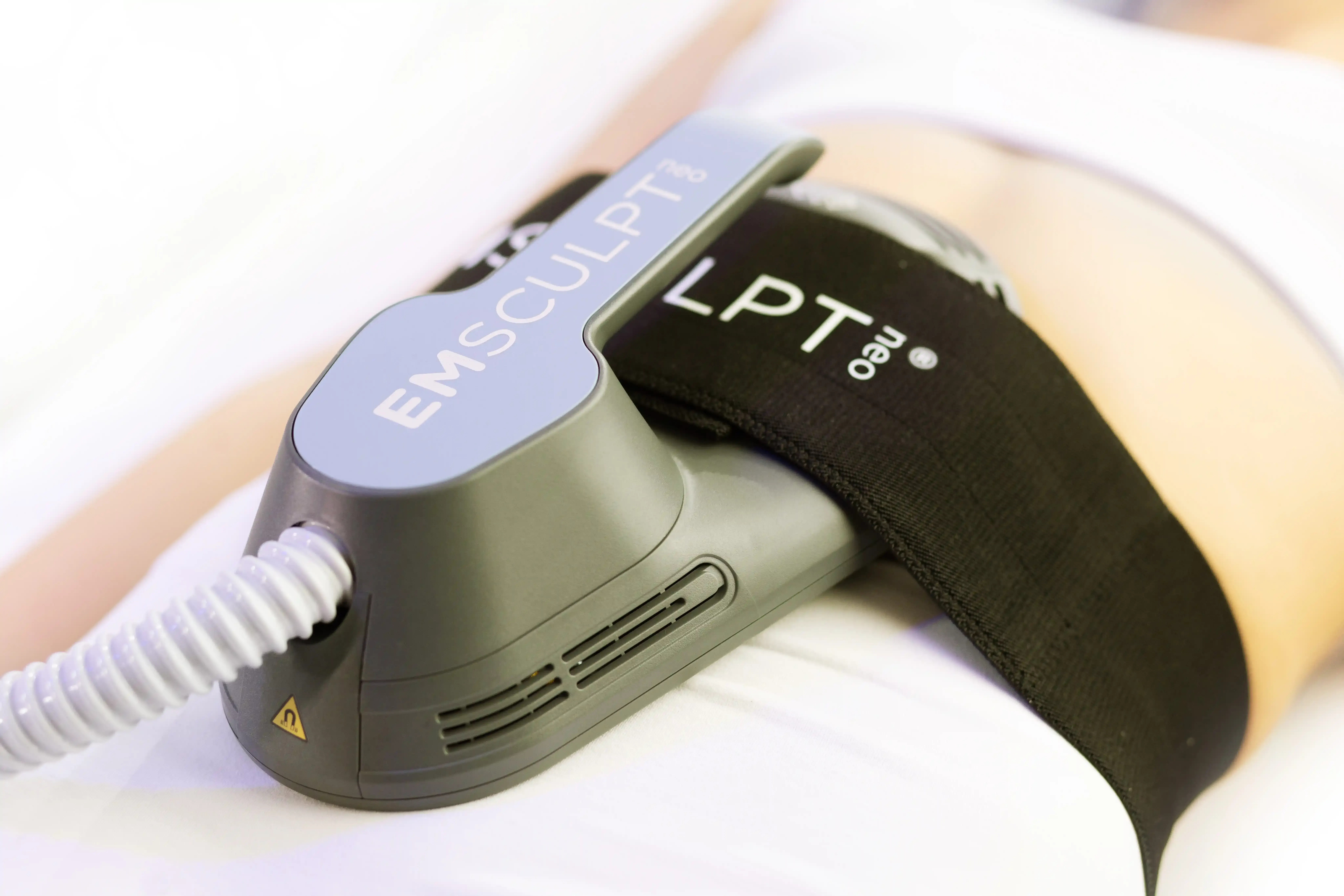 Conditions Emsculpt Neo Treats